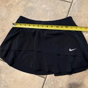 Skort !! Nike black tiered sports skirt - Sz XS. 🎾🏐🥎⚽️🏀🏸